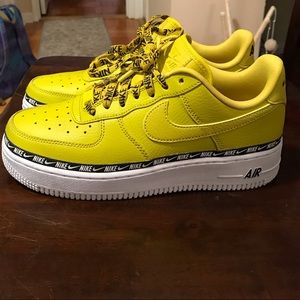 Nike Air Force 1 yellow/green